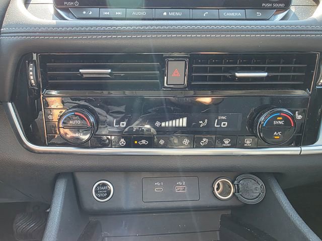 Used 2022 Nissan Rogue SV w/ SV Premium Package image 22