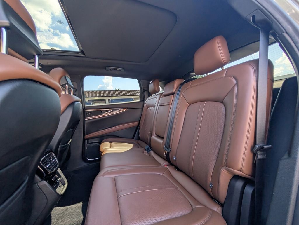 Certified 2023 Lincoln Nautilus Reserve w/ Equipment Group 201A image 13