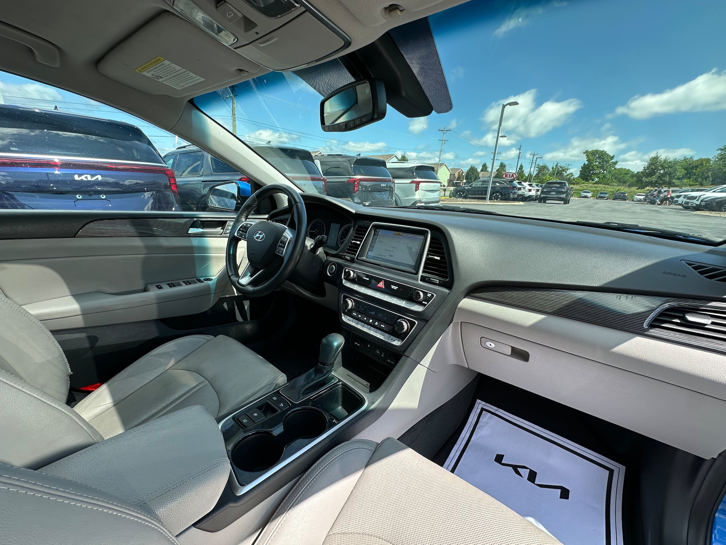 Used 2018 Hyundai Sonata Limited w/ Limited Ultimate Package 03 FWD image 15