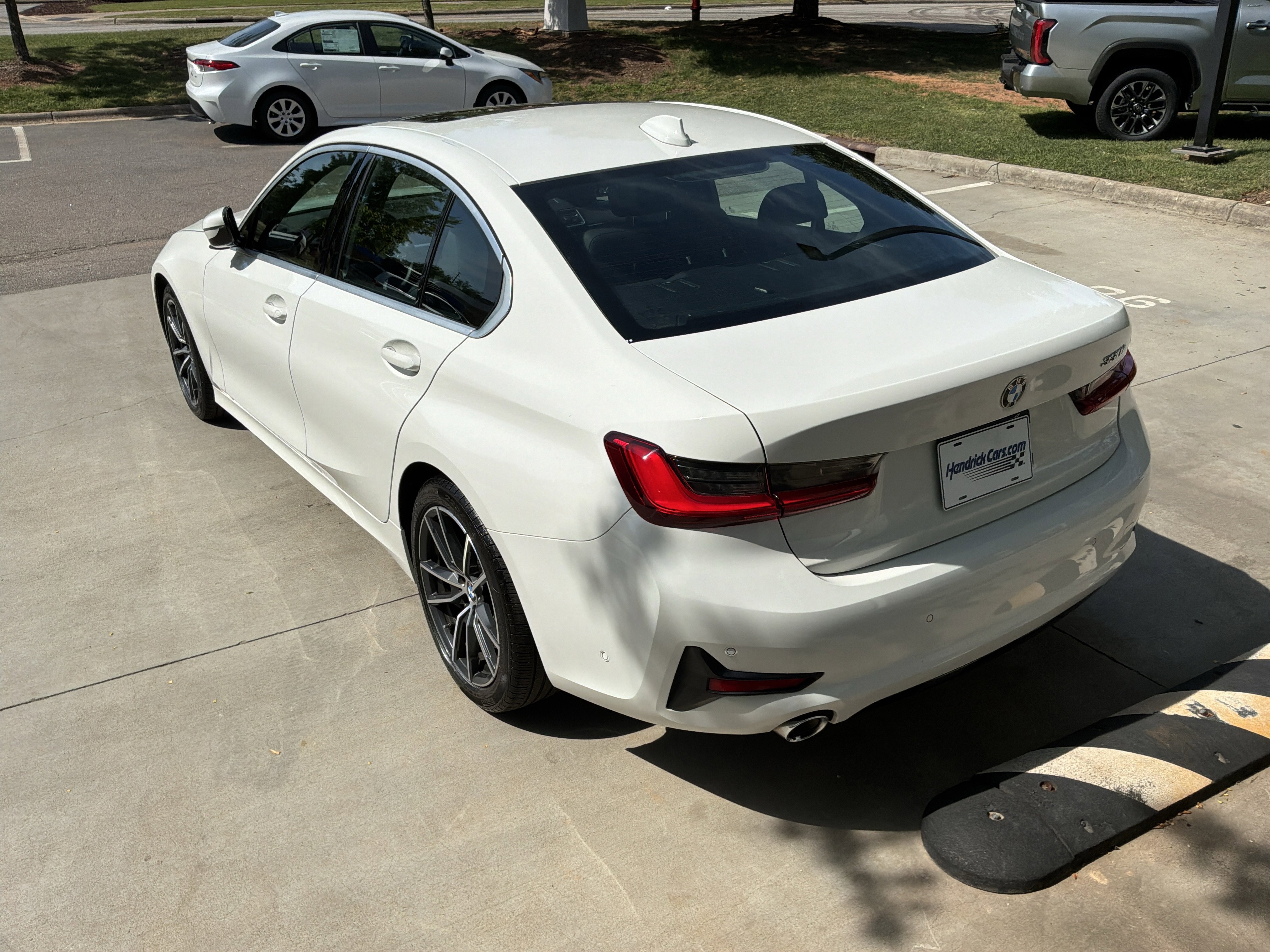 Used 2020 BMW 330i Sedan w/ Convenience Package image 8