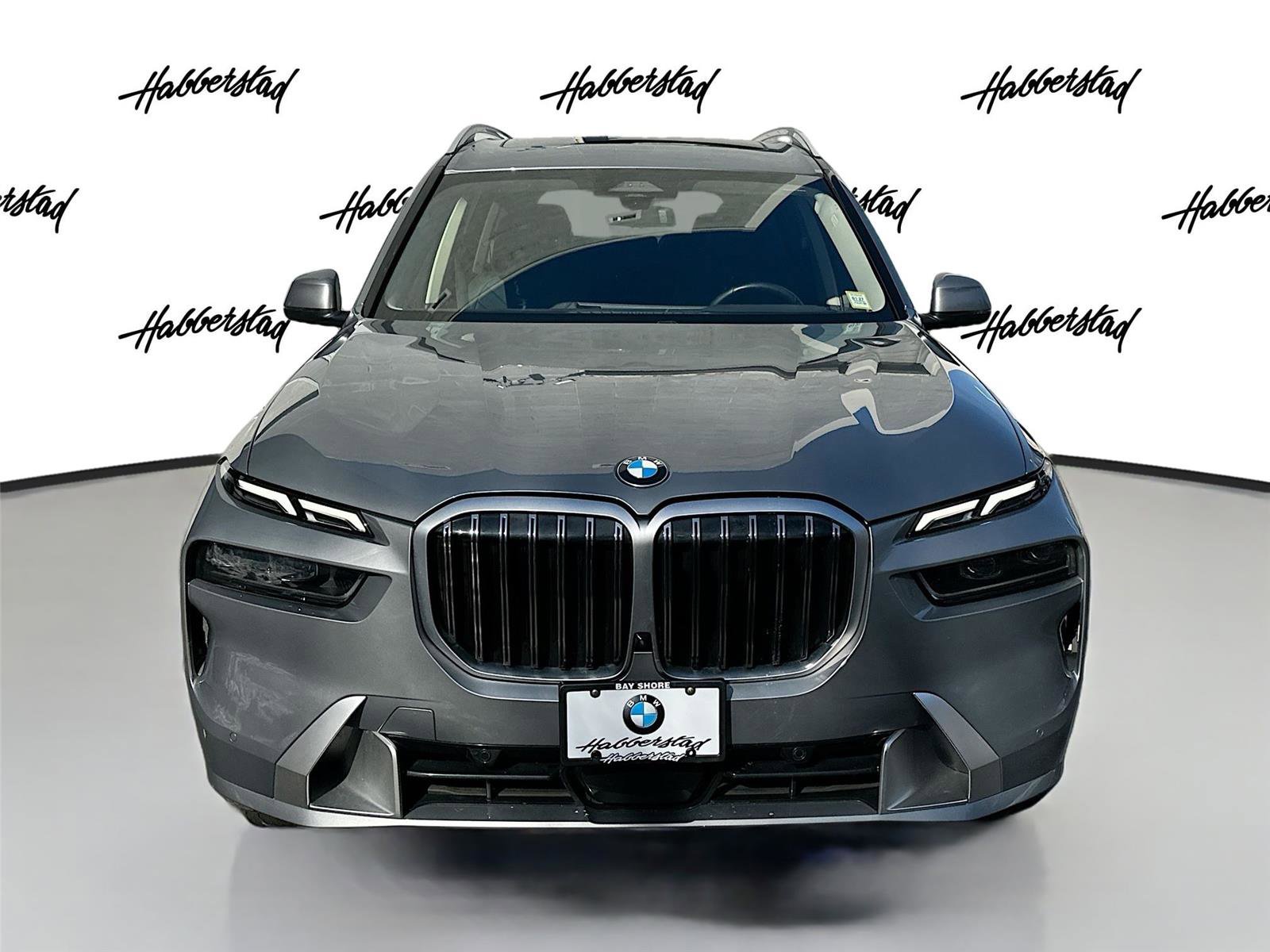 Certified 2024 BMW X7 xDrive40i w/ Premium Package image 2
