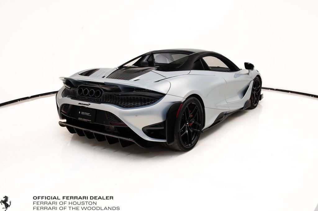 Used 2022 McLaren 765LT RWD image 30