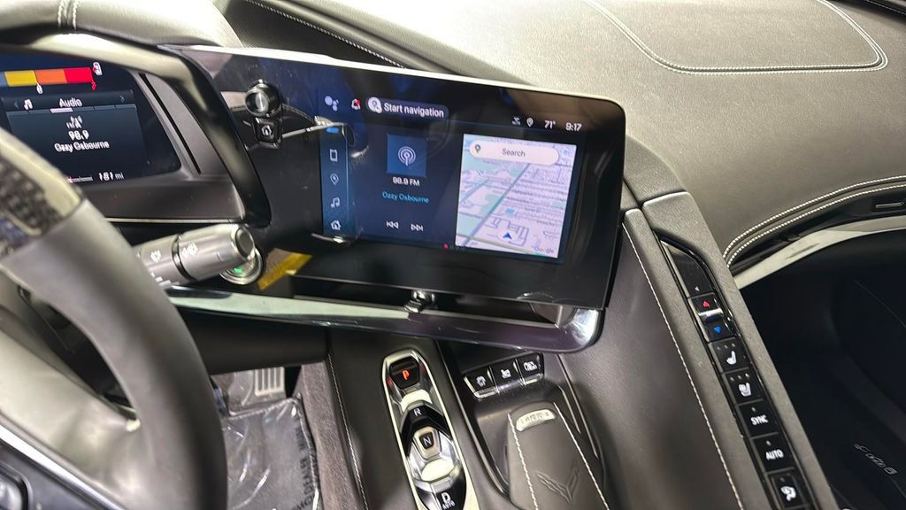 Used 2025 Chevrolet Corvette E-Ray w/ Stealth Interior Trim Package AWD/4WD image 24