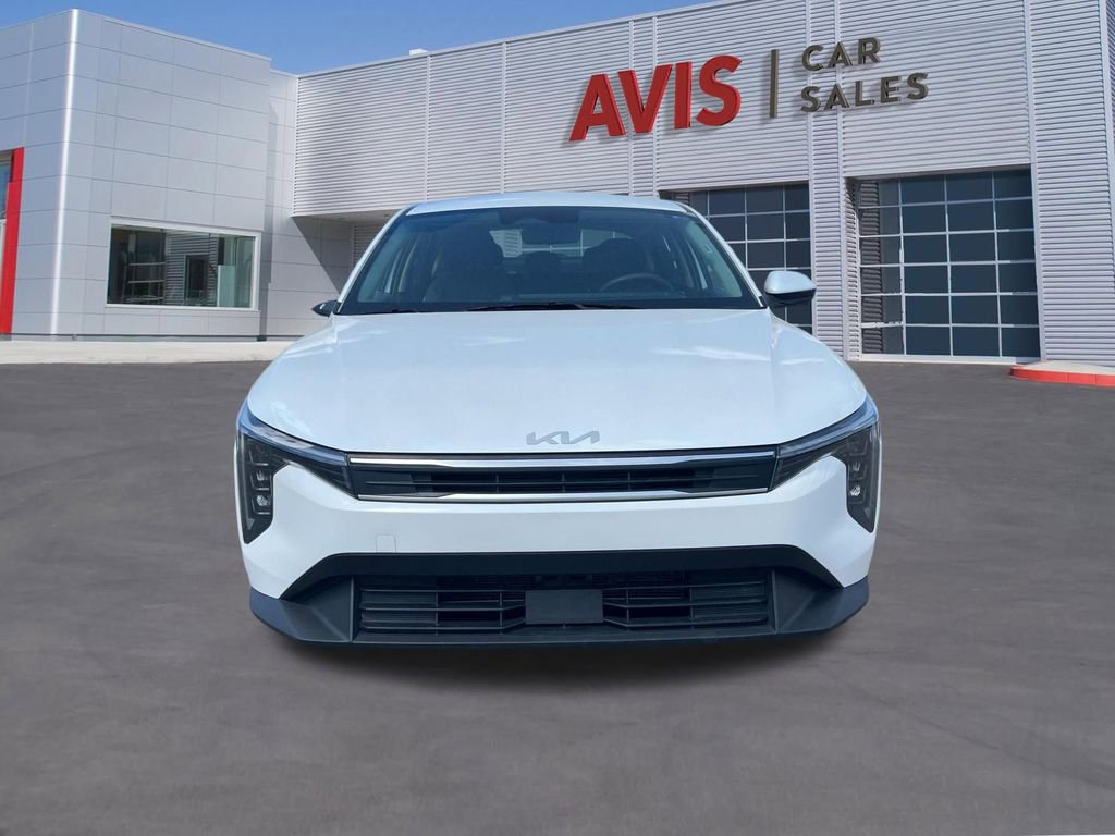 Used 2025 Kia K4 LXS image 2