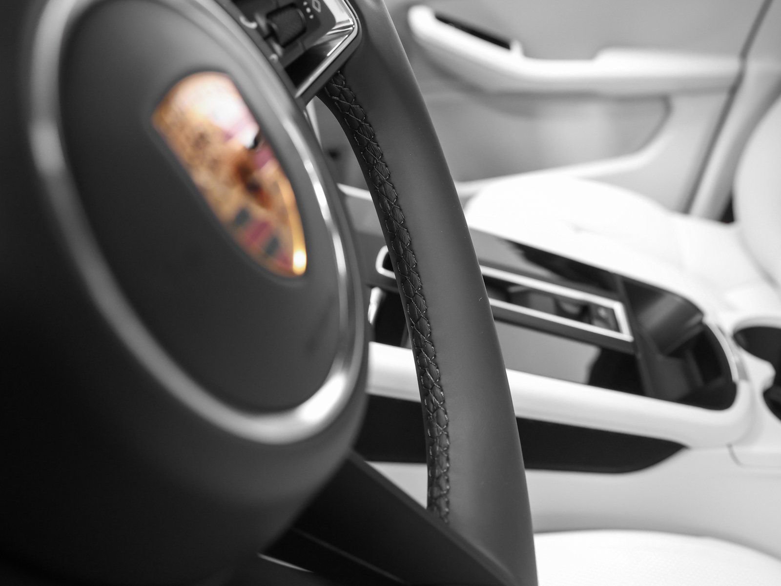 New 2026 Porsche Macan S image 37