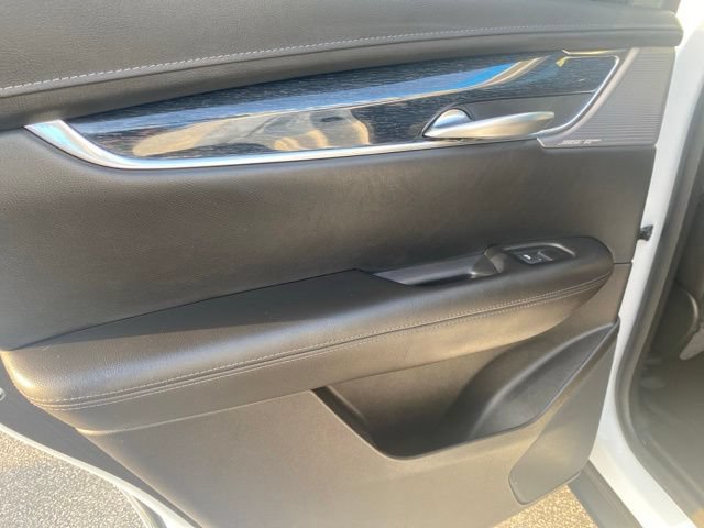 Used 2023 Cadillac XT5 Premium Luxury w/ LPO, Floor Liner Package AWD/4WD image 36