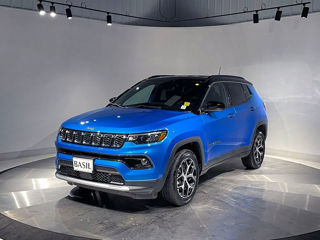 Used 2024 Jeep Compass Limited image 8