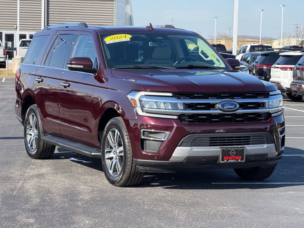 Used 2024 Ford Expedition Limited image 2
