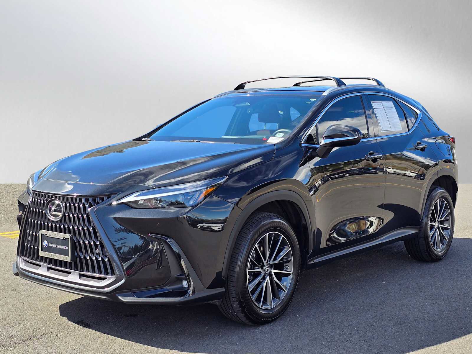 Used 2023 Lexus NX 350h AWD w/ Towing Package (2000 Lbs) image 7