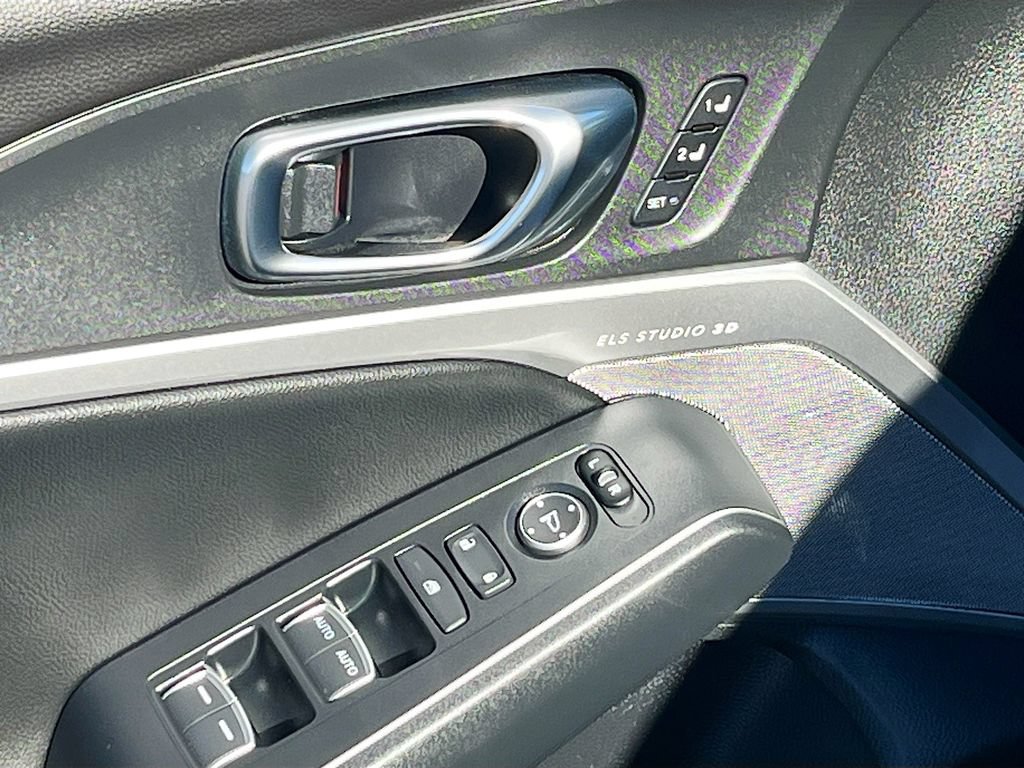 Used 2025 Acura Integra A-Spec w/ Technology Package FWD image 17