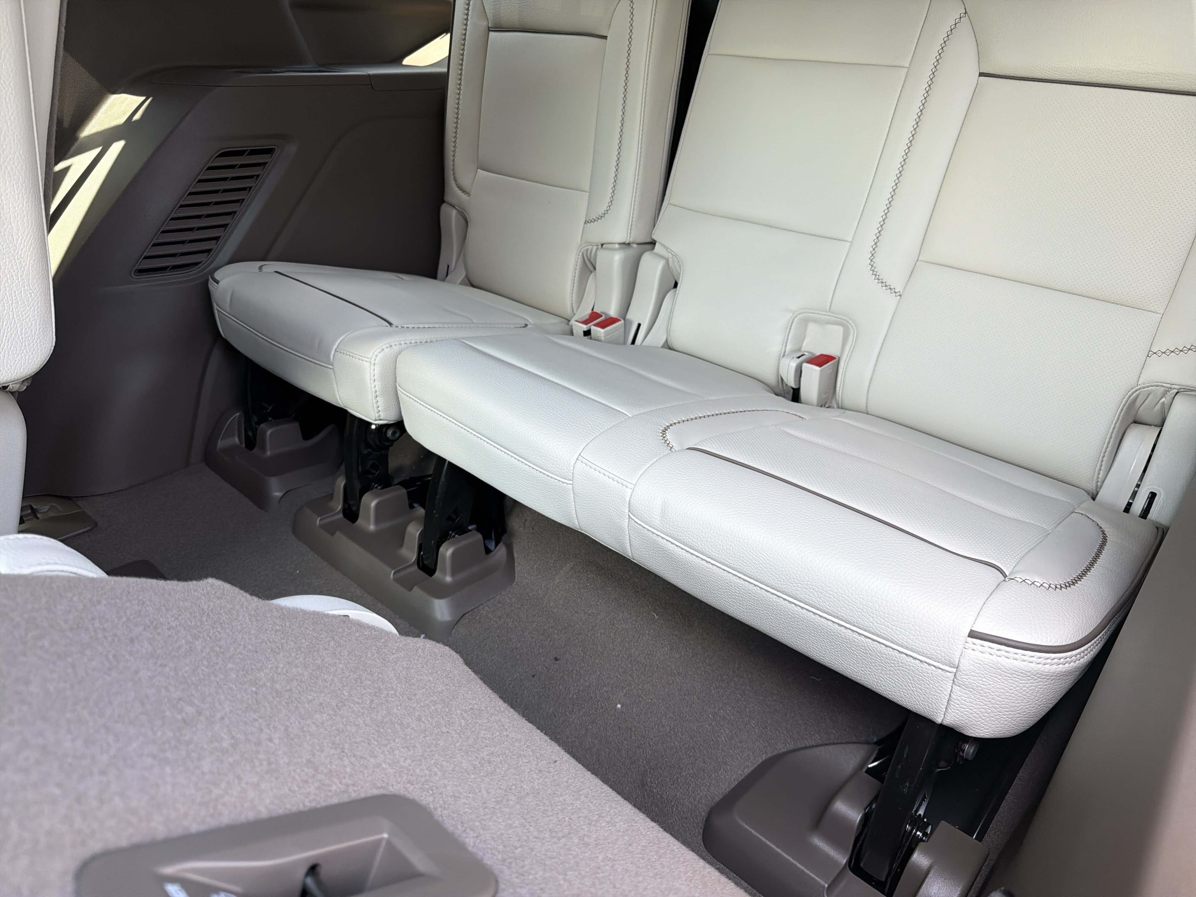 New 2026 GMC Yukon Denali w/ Advanced Technology Package AWD/4WD image 21