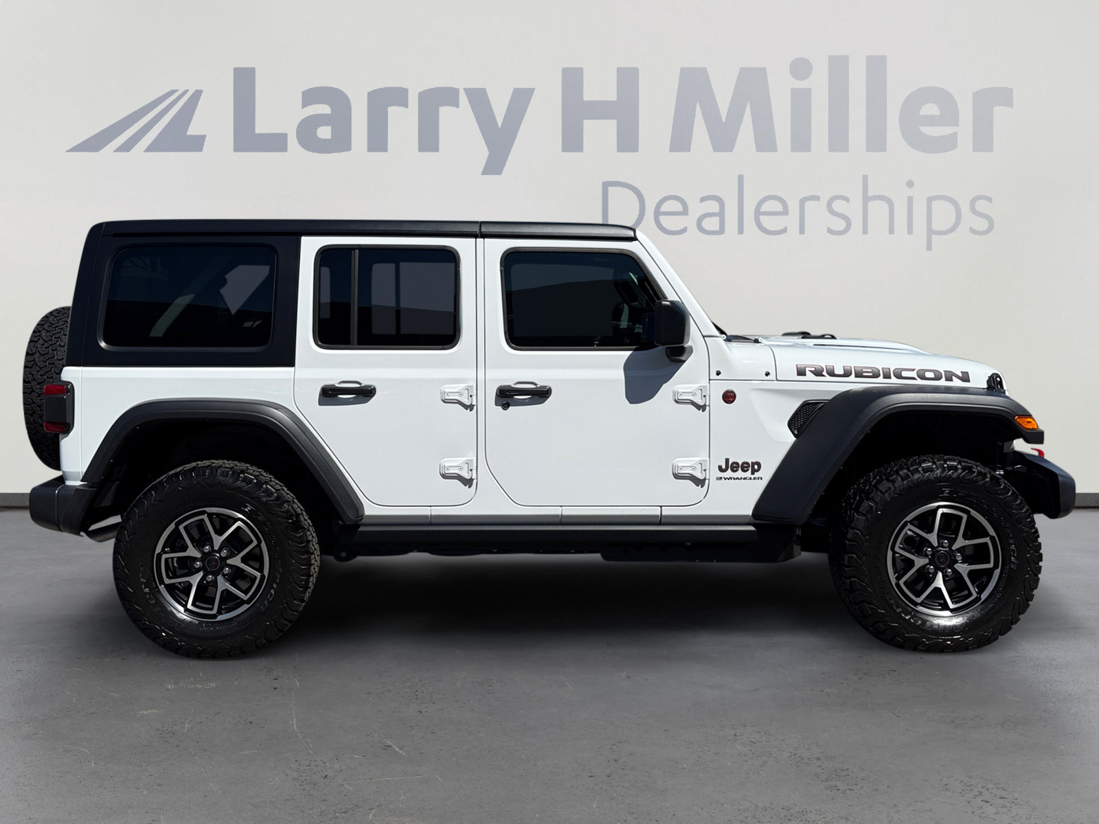 Used 2026 Jeep Wrangler Unlimited Rubicon AWD/4WD image 6
