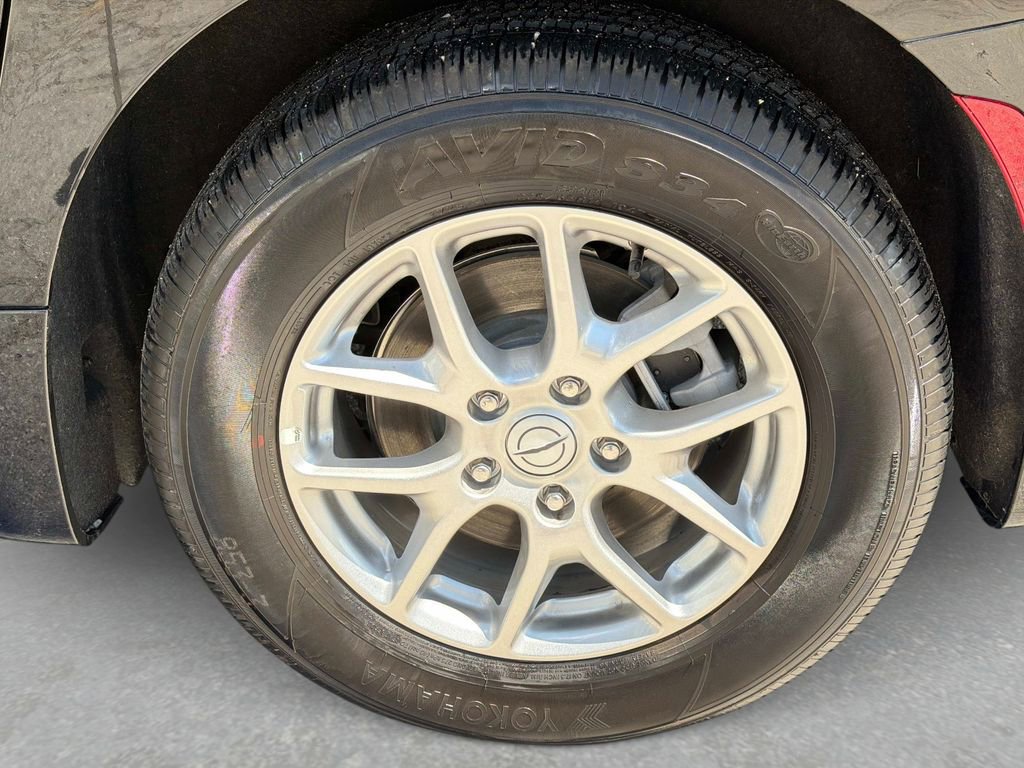 Used 2026 Chrysler Pacifica Select FWD image 11