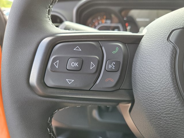 New 2025 Jeep Gladiator Rubicon image 13