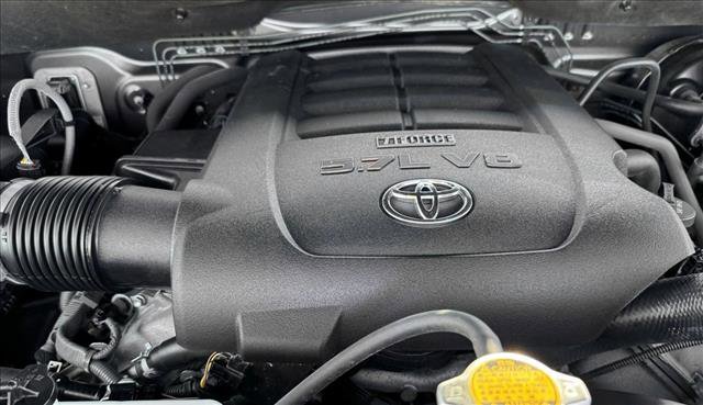 Used 2017 Toyota Tundra Limited w/ Limited Premium Package image 21