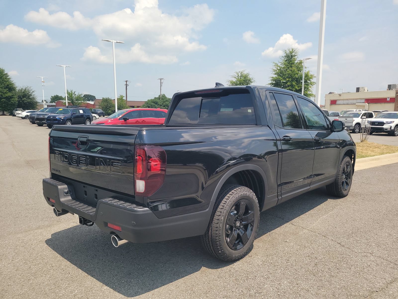 New 2026 Honda Ridgeline Black Edition image 3