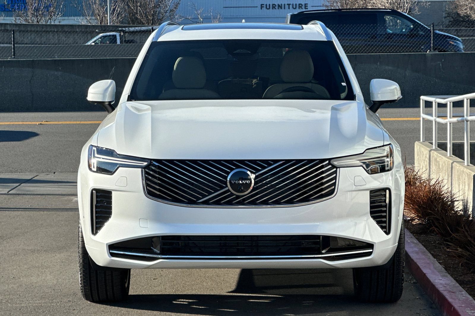 New 2026 Volvo XC90 B5 Plus w/ Protection Package AWD/4WD image 10