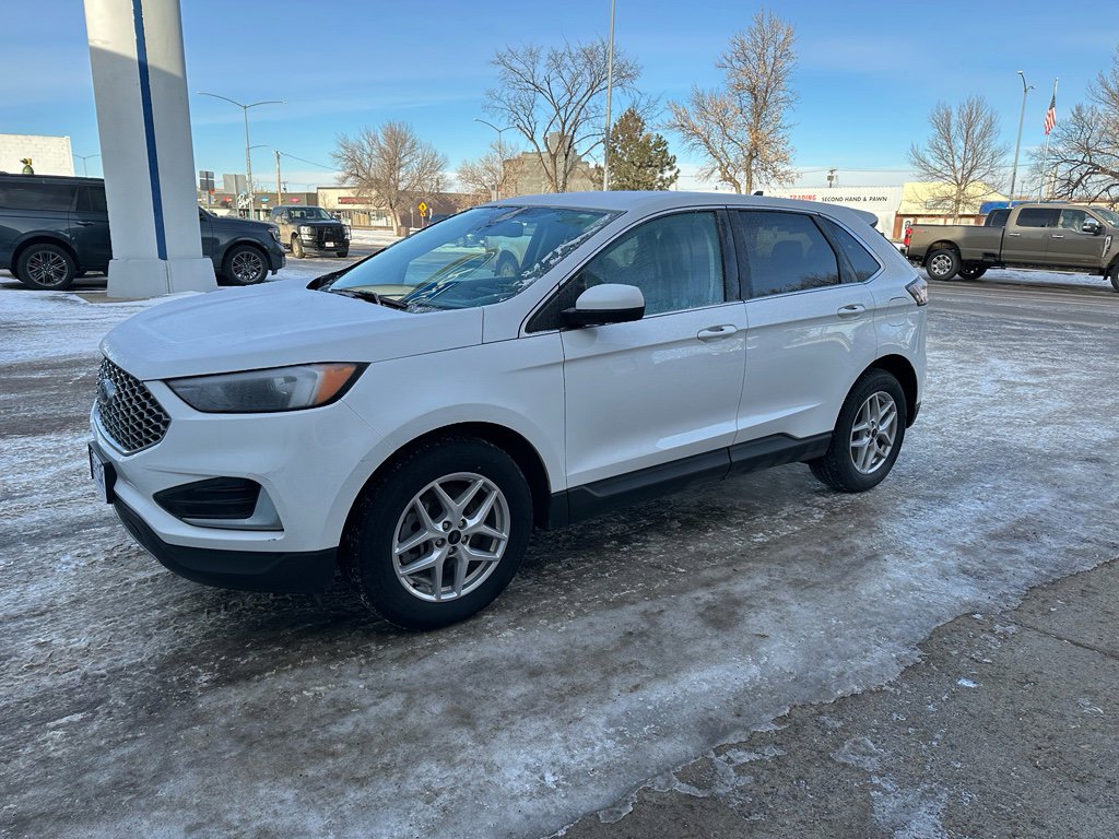 Used 2023 Ford Edge SEL image 1