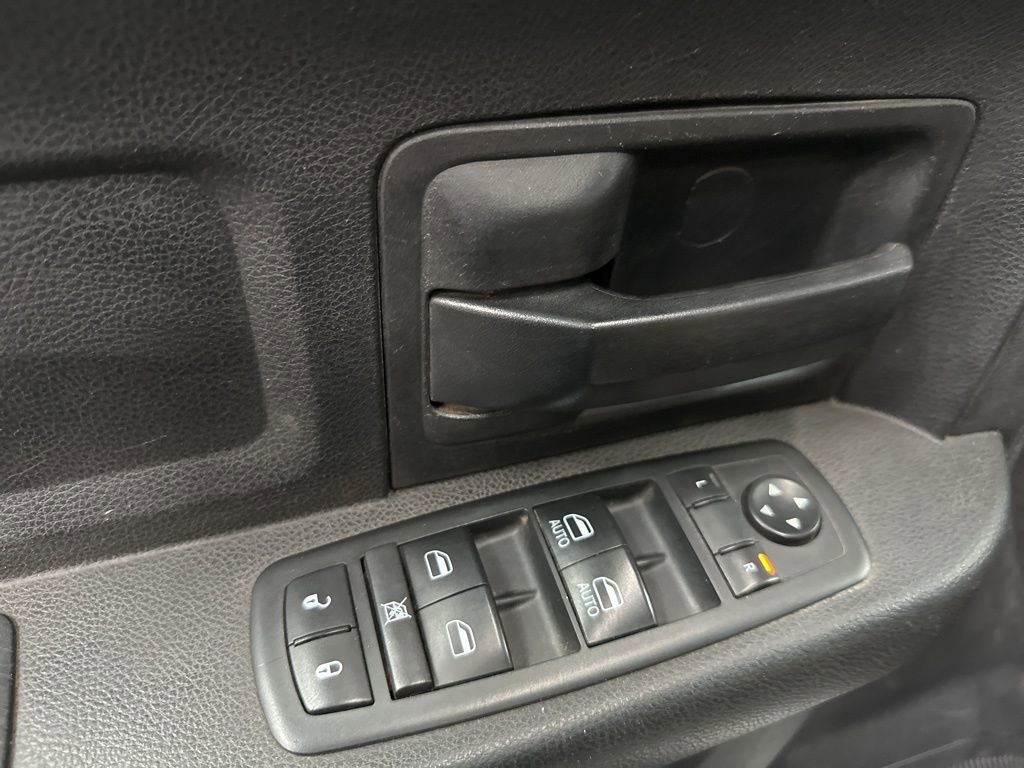 Used 2014 RAM 3500 Tradesman w/ Chrome Appearance Group image 22