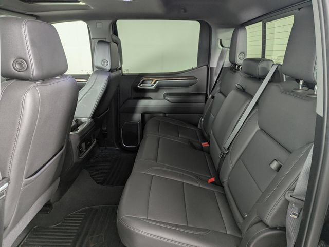 Used 2024 Chevrolet Silverado 1500 RST w/ Convenience Package II AWD/4WD image 18