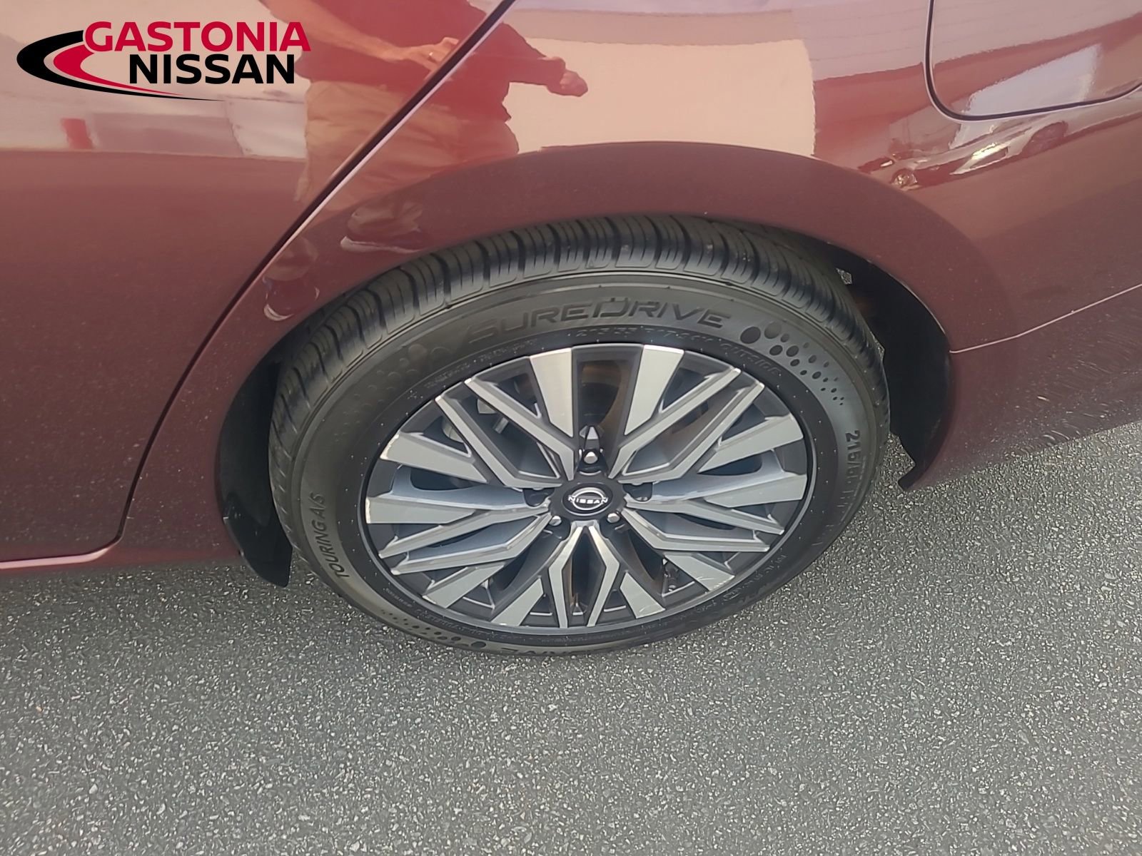 Used 2024 Nissan Altima 2.5 SV image 5