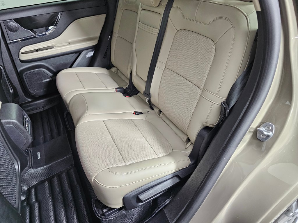 Certified 2025 Lincoln Corsair Grand Touring AWD/4WD image 20