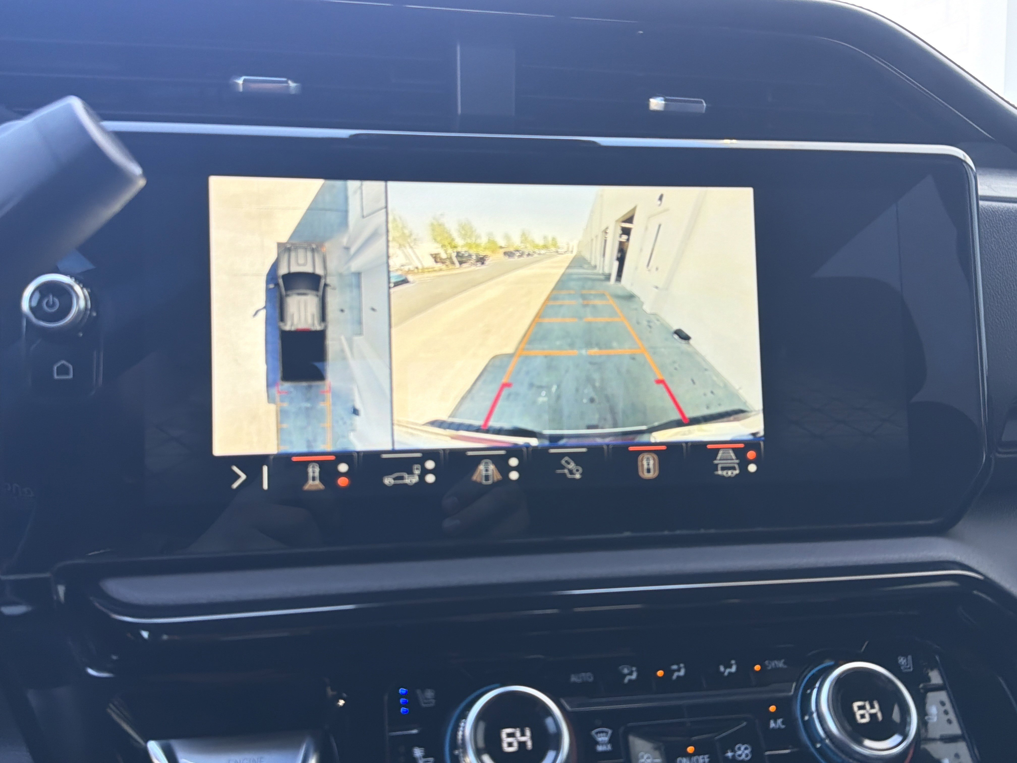 Used 2025 GMC Sierra 2500 AT4 w/ AT4 Premium Plus Package image 16