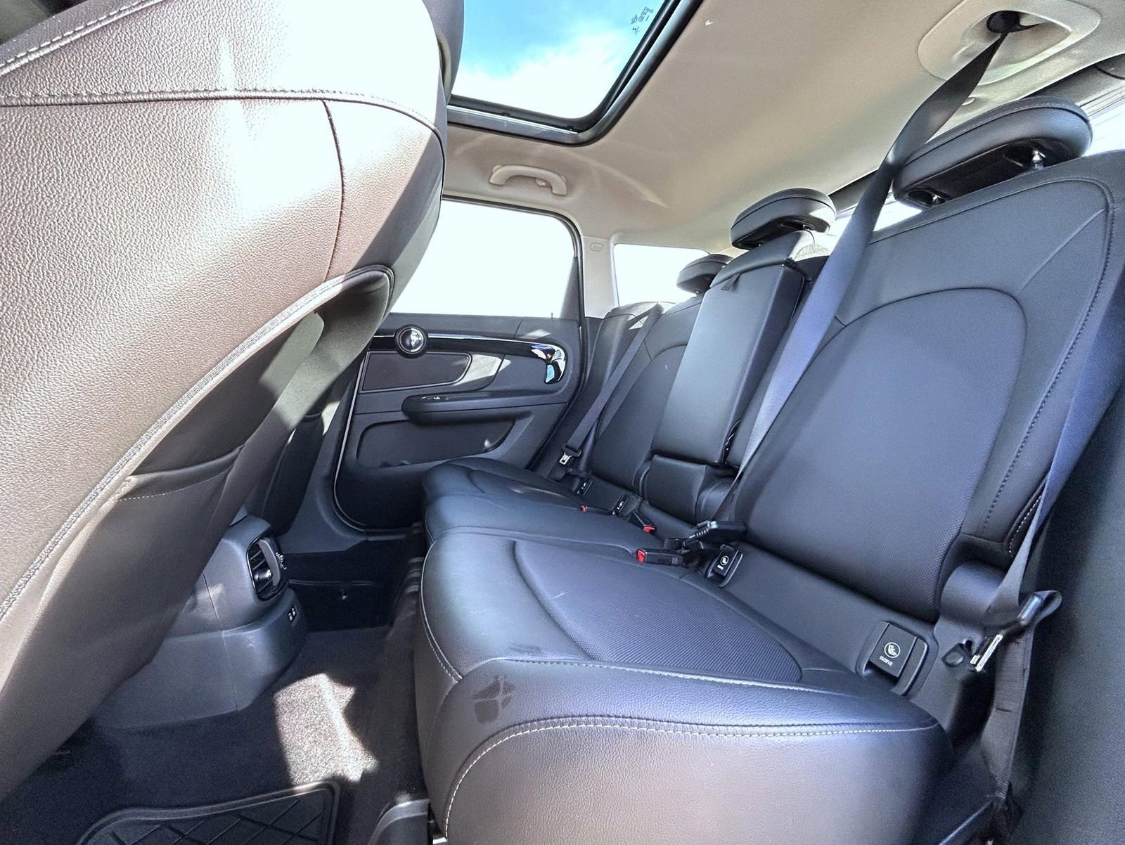 Used 2020 MINI Cooper Countryman S w/ Convenience Package image 19