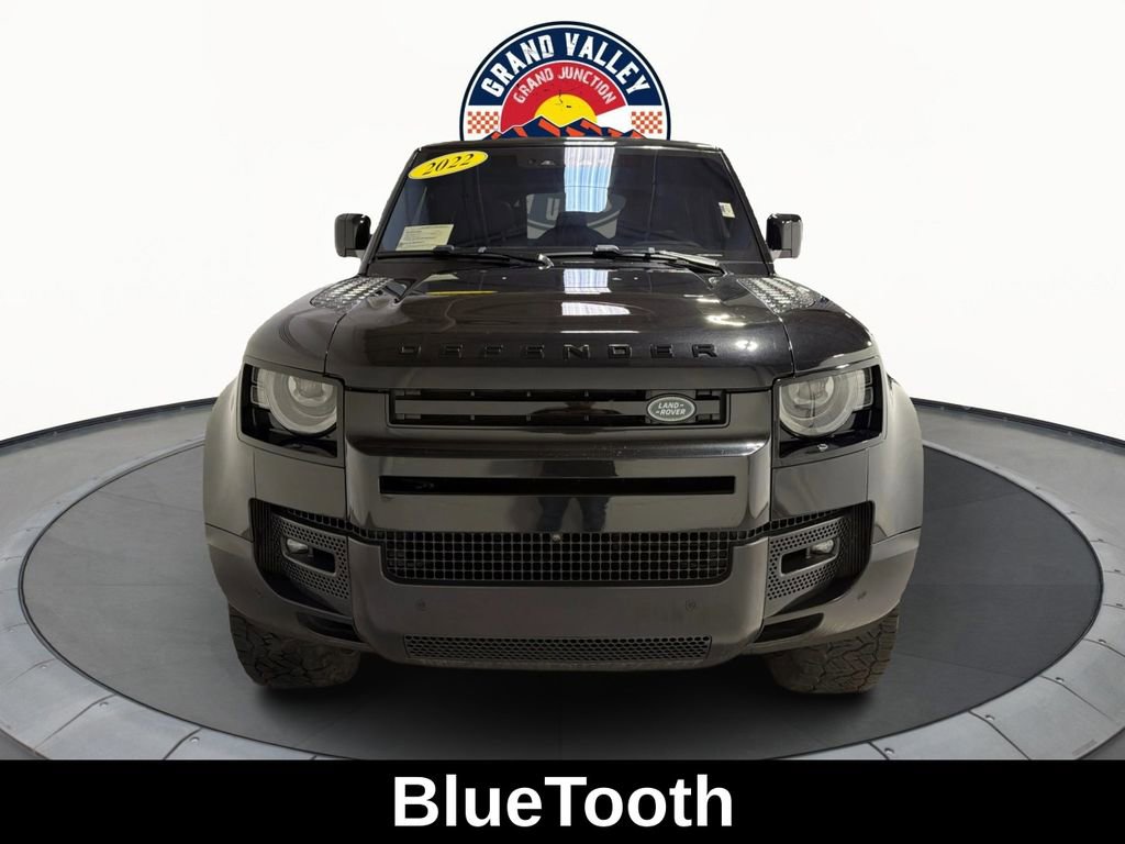 Used 2022 Land Rover Defender 110 SE image 4