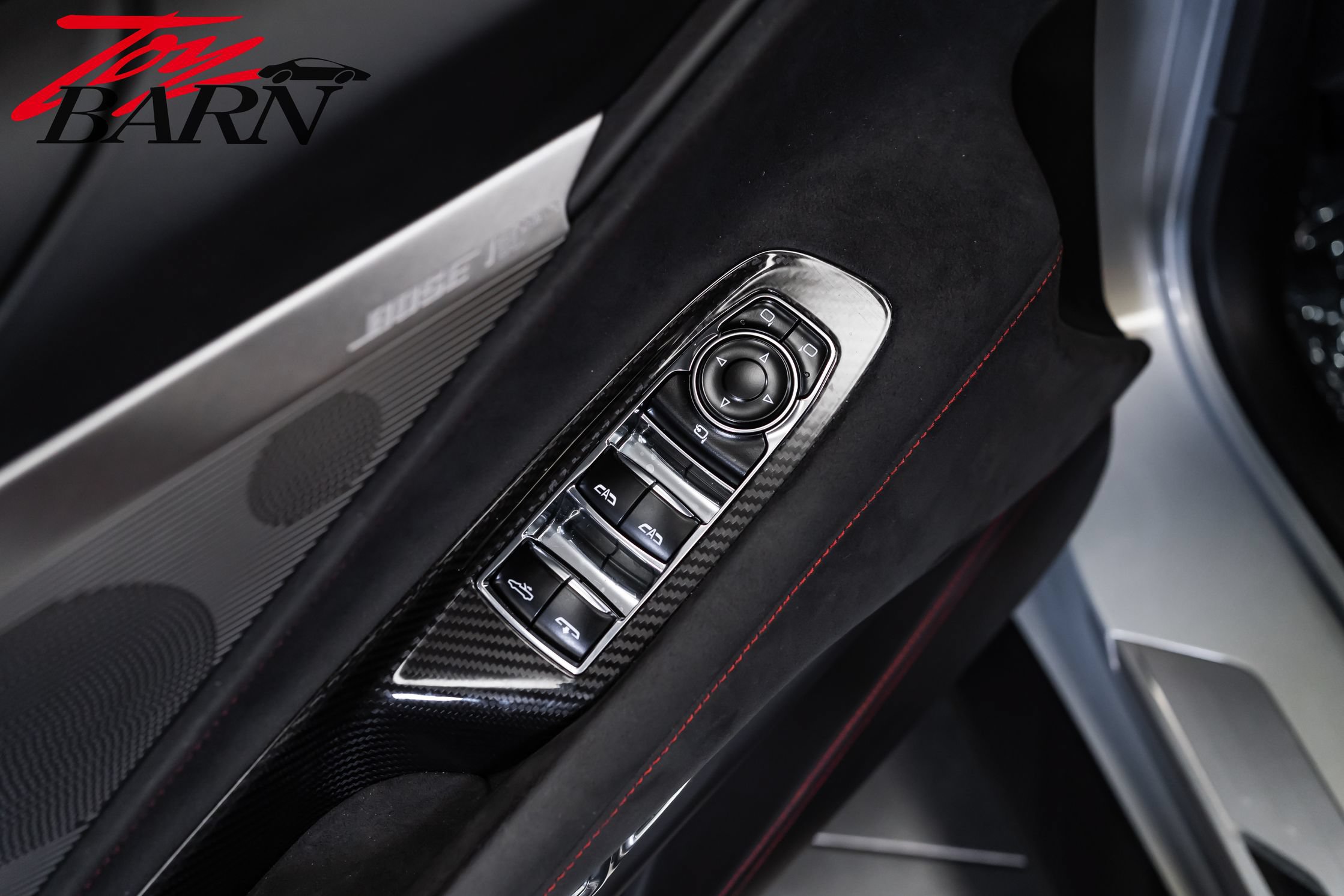 Used 2021 Chevrolet Corvette Stingray Premium Conv w/ Z51 Performance Package RWD image 29