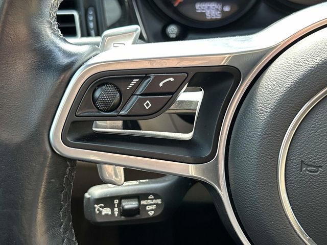 Used 2021 Porsche Macan image 38