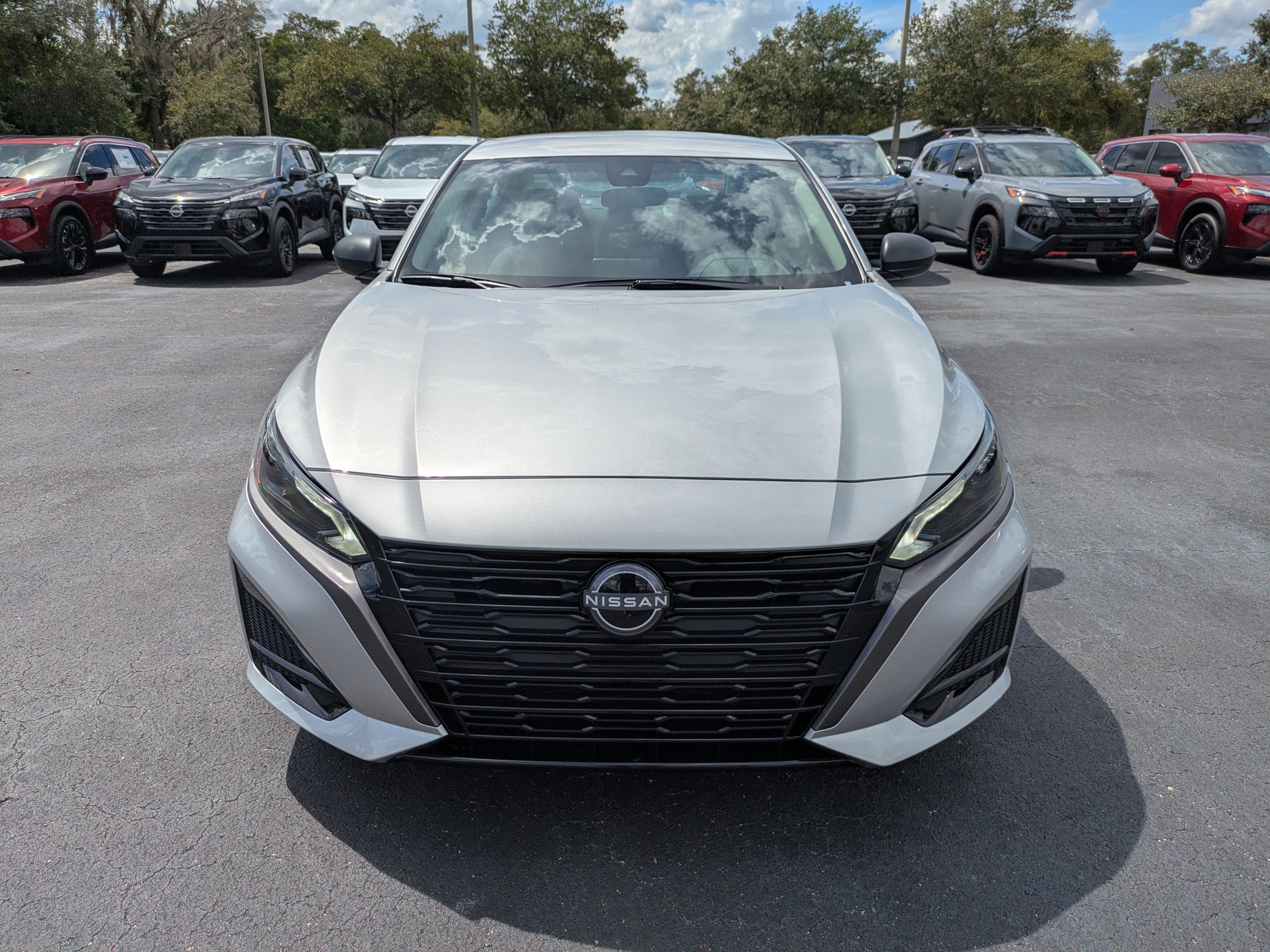 New 2026 Nissan Altima 2.5 SV FWD image 9