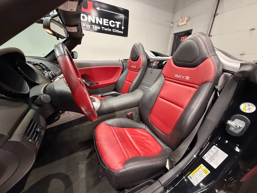 Used 2008 Saturn Sky Red Line RWD image 29