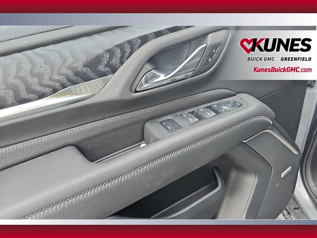 Used 2024 GMC Yukon Denali AWD/4WD image 15