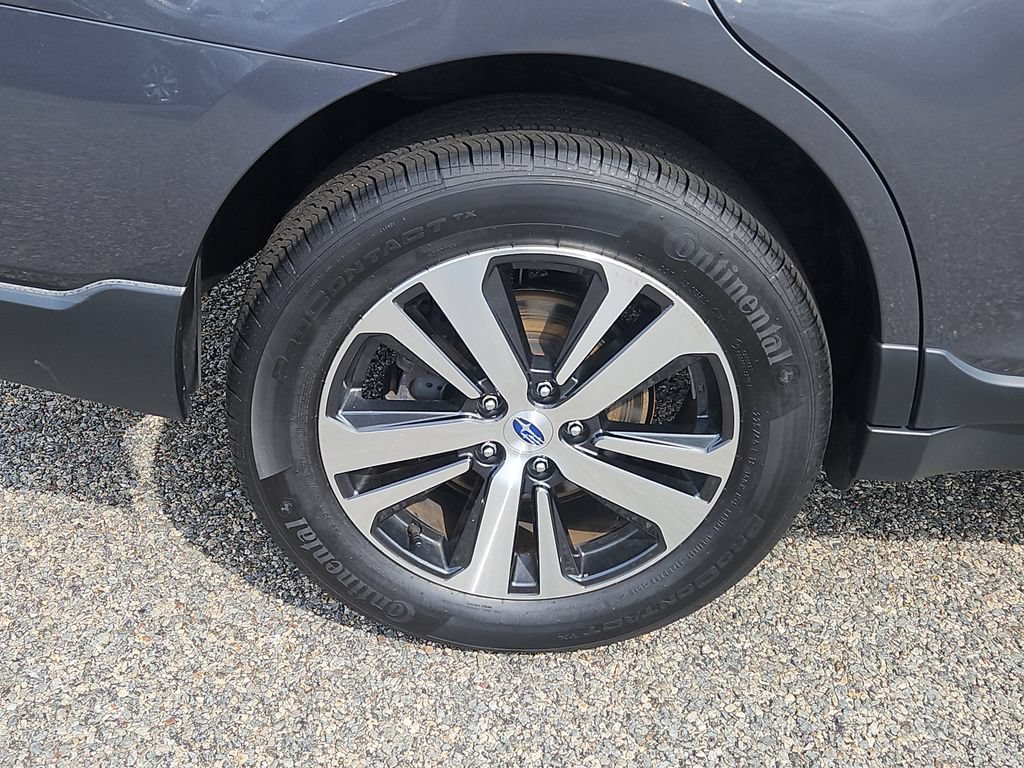 Used 2019 Subaru Outback 3.6R Limited AWD/4WD image 9