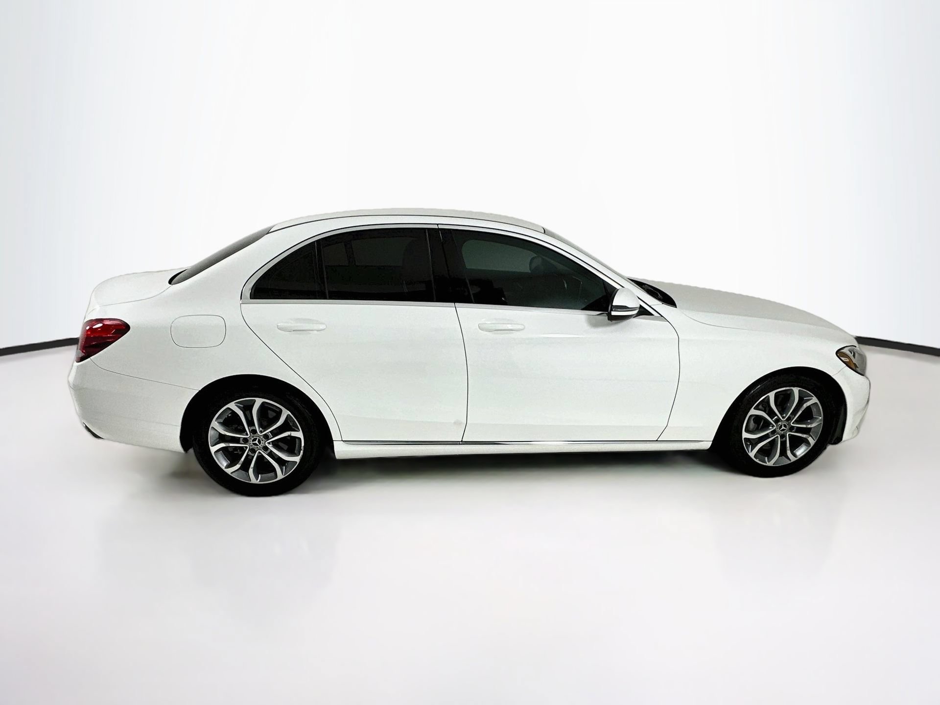 Used 2017 Mercedes-Benz C 300 Sedan image 9