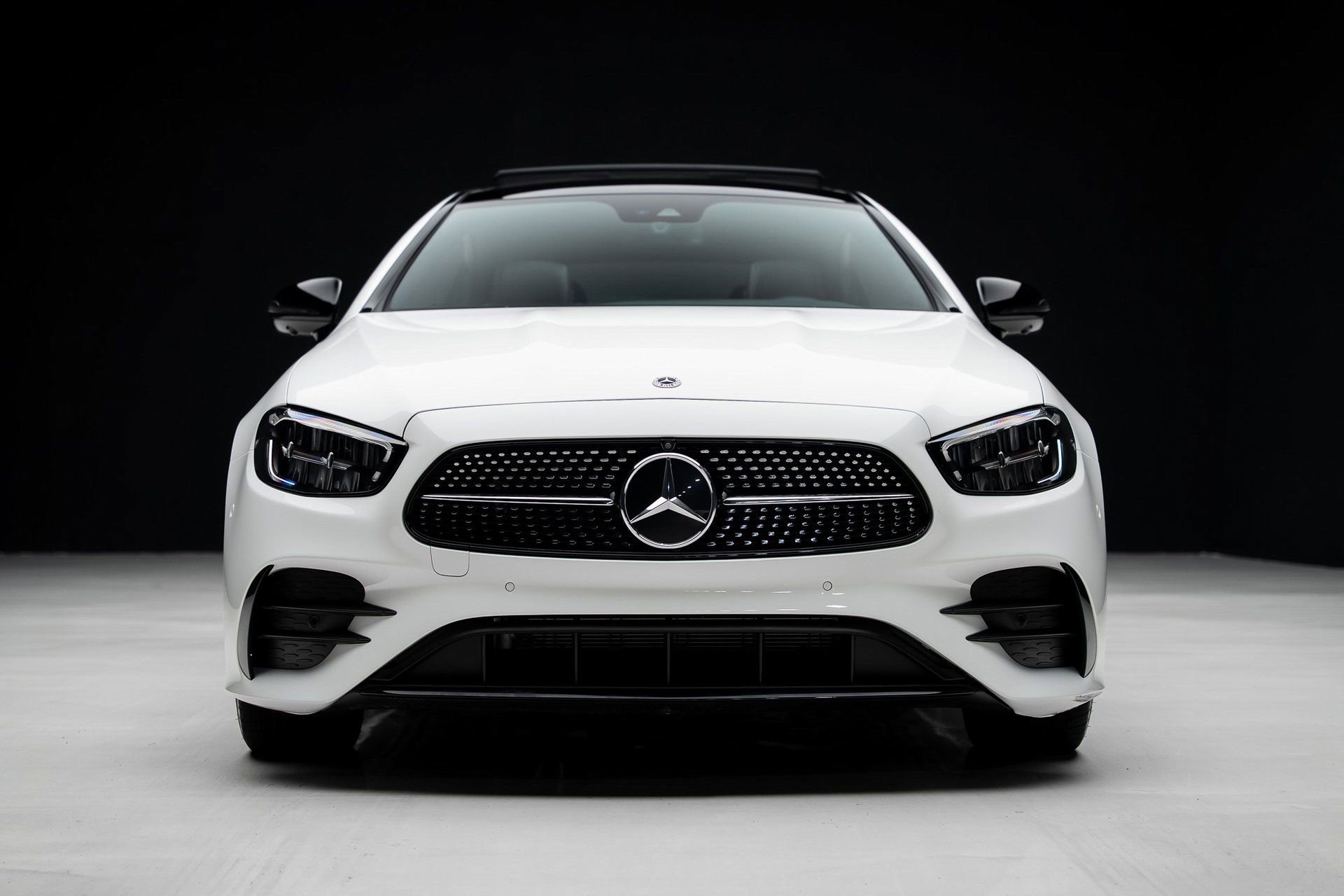 Used 2023 Mercedes-Benz E 450 Coupe image 7