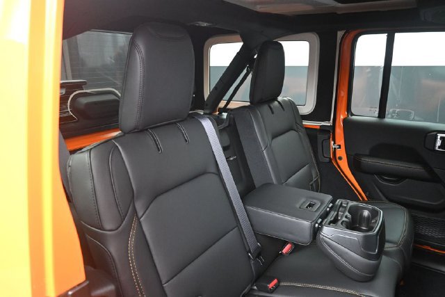 New 2026 Jeep Wrangler Unlimited Sahara AWD/4WD image 47