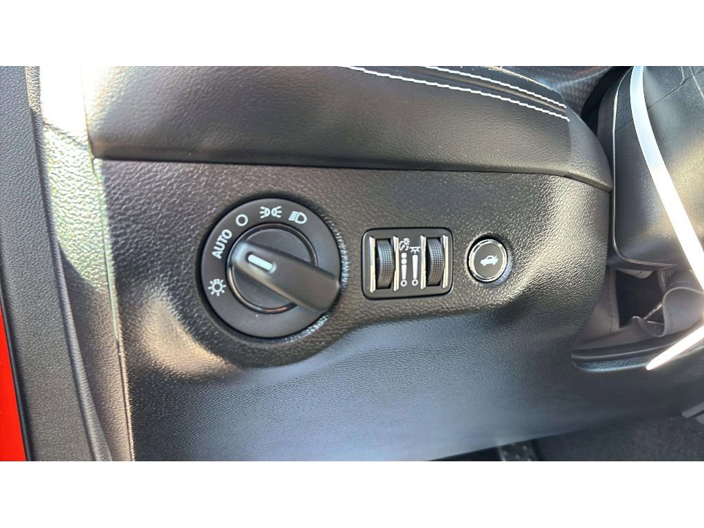 Used 2021 Dodge Challenger SRT Hellcat Redeye image 28