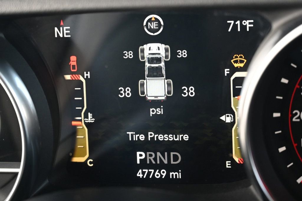 Used 2020 Jeep Gladiator Rubicon AWD/4WD image 12