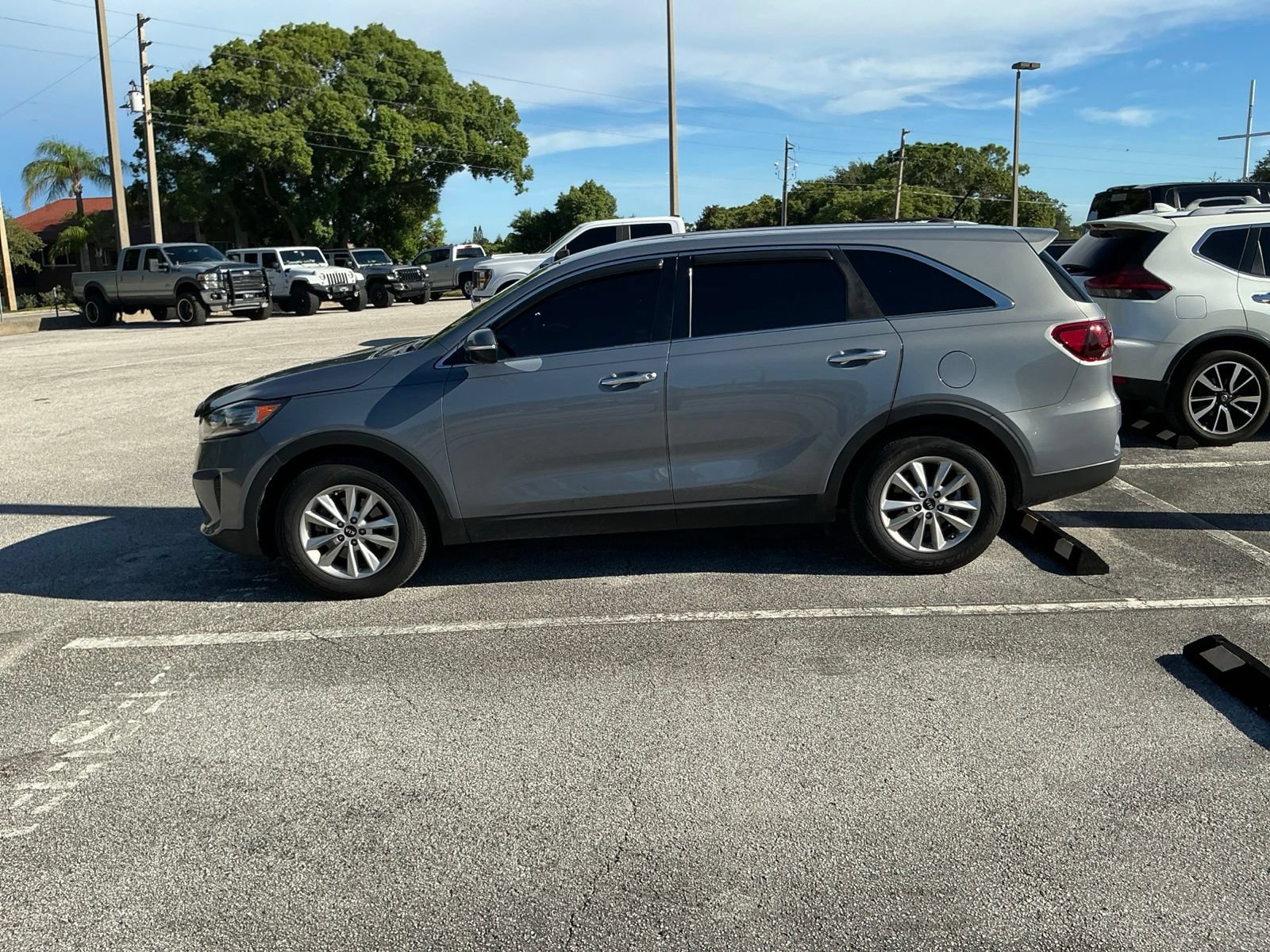 Used 2020 Kia Sorento L FWD image 10