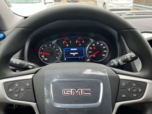 Used 2023 GMC Terrain SLE w/ Driver Convenience Package image 13