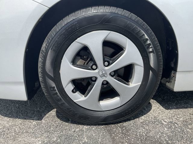 Used 2015 Toyota Prius Four FWD image 7