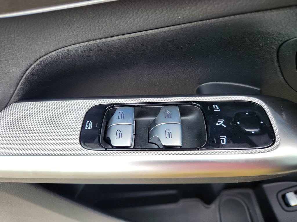 New 2026 Mercedes-Benz GLC 300 4MATIC image 18