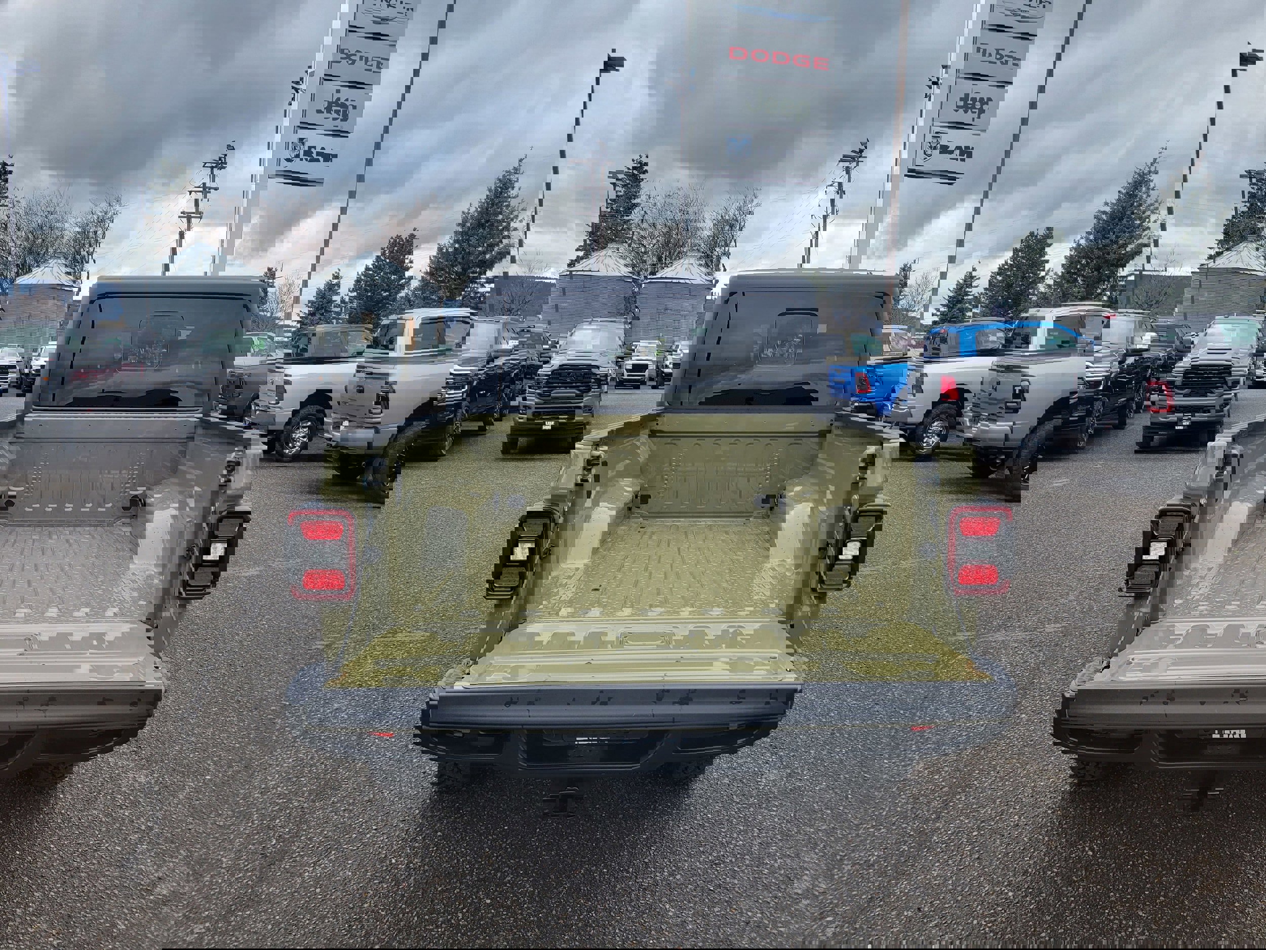 New 2026 Jeep Gladiator Sport image 15