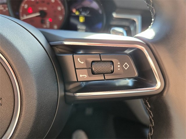 Used 2022 Porsche Macan image 24