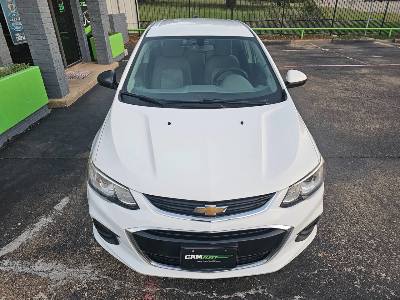 Used 2017 Chevrolet Sonic LT image 3