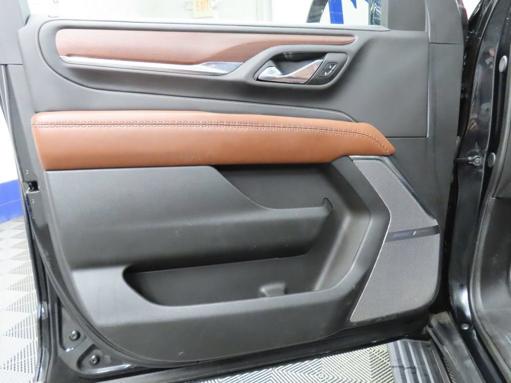 Used 2024 GMC Yukon XL Denali Ultimate AWD/4WD image 56