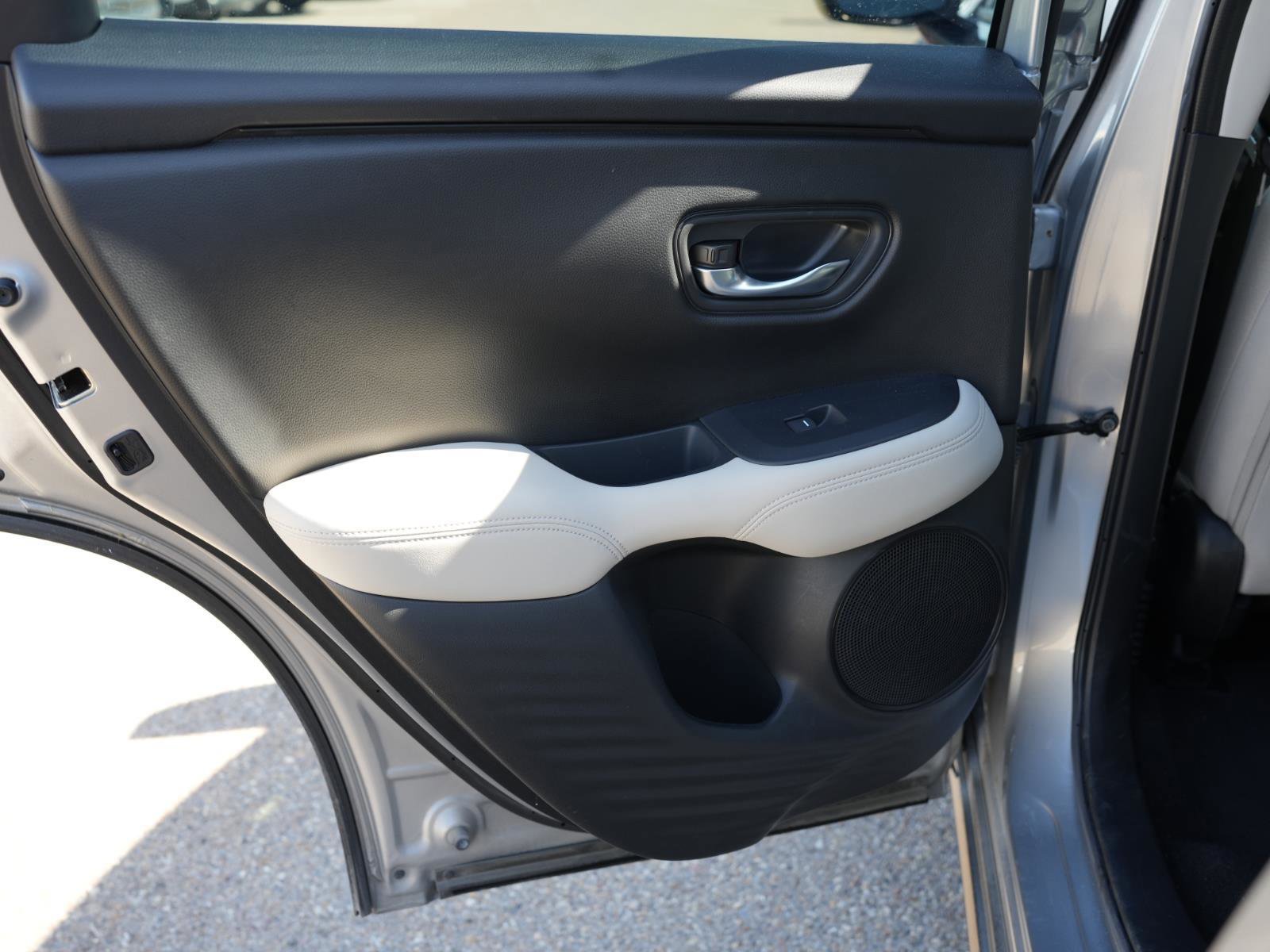 Used 2024 Honda HR-V LX image 13