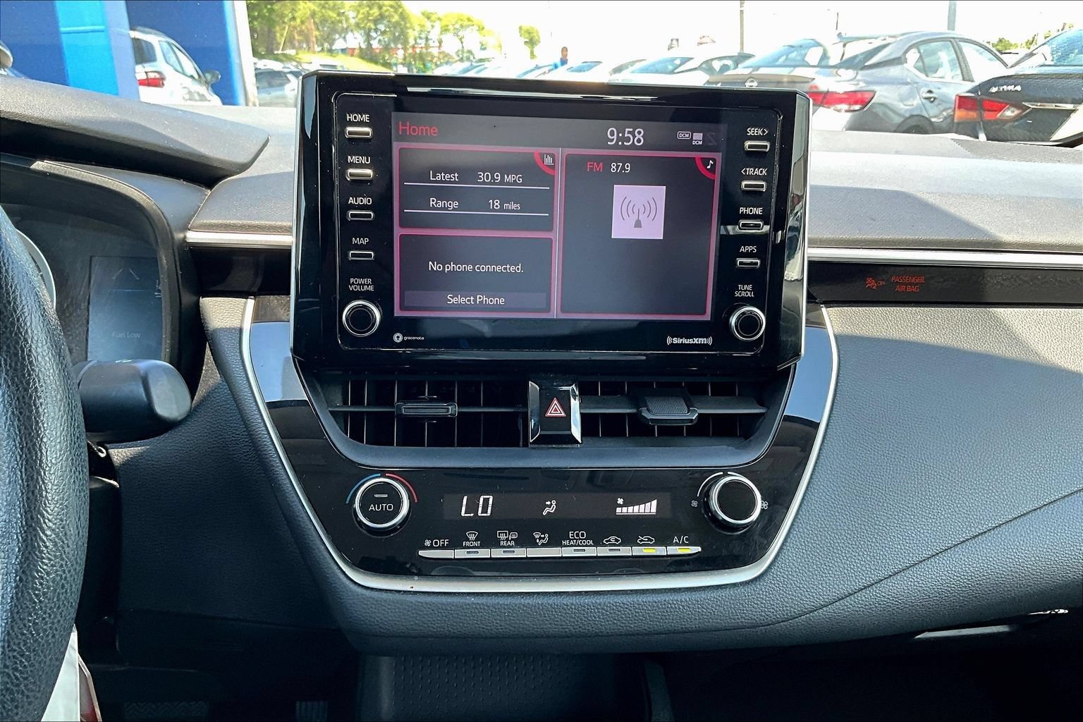 Used 2021 Toyota Corolla LE FWD image 10